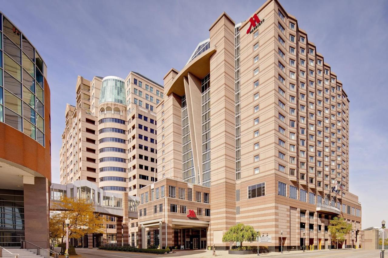 Cincinnati Marriott At Rivercenter Covington Exterior photo